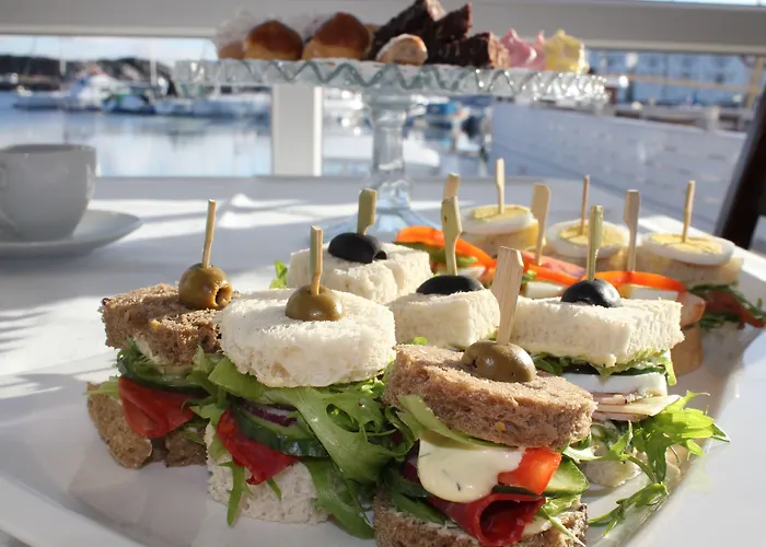 胡木尔伦酒店 4*